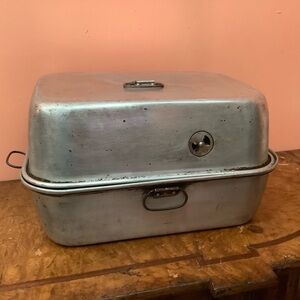 Vintage Mirro Covered Aluminum Roaster Pan #5364 - 17" X 12" USA